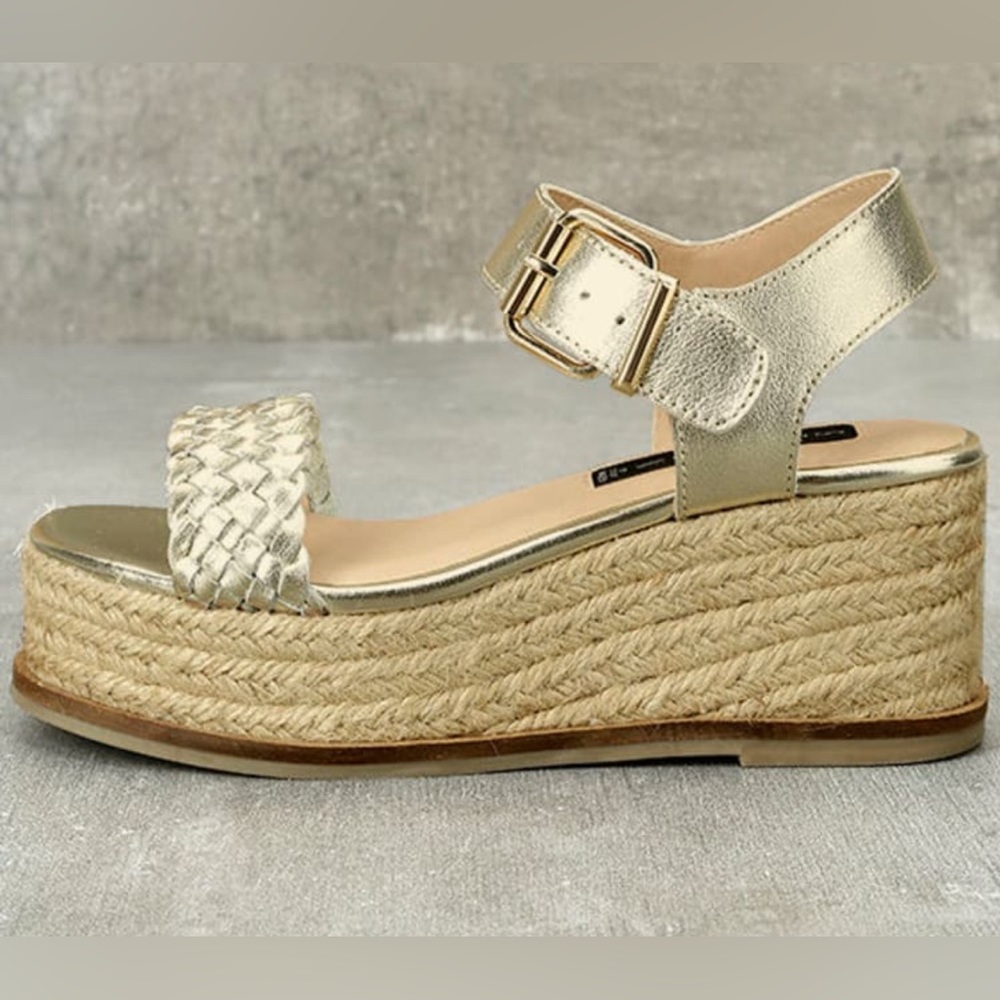 Like New Steven by Steve Madden Sabble Flatform Sandal - Picture 1 of 9